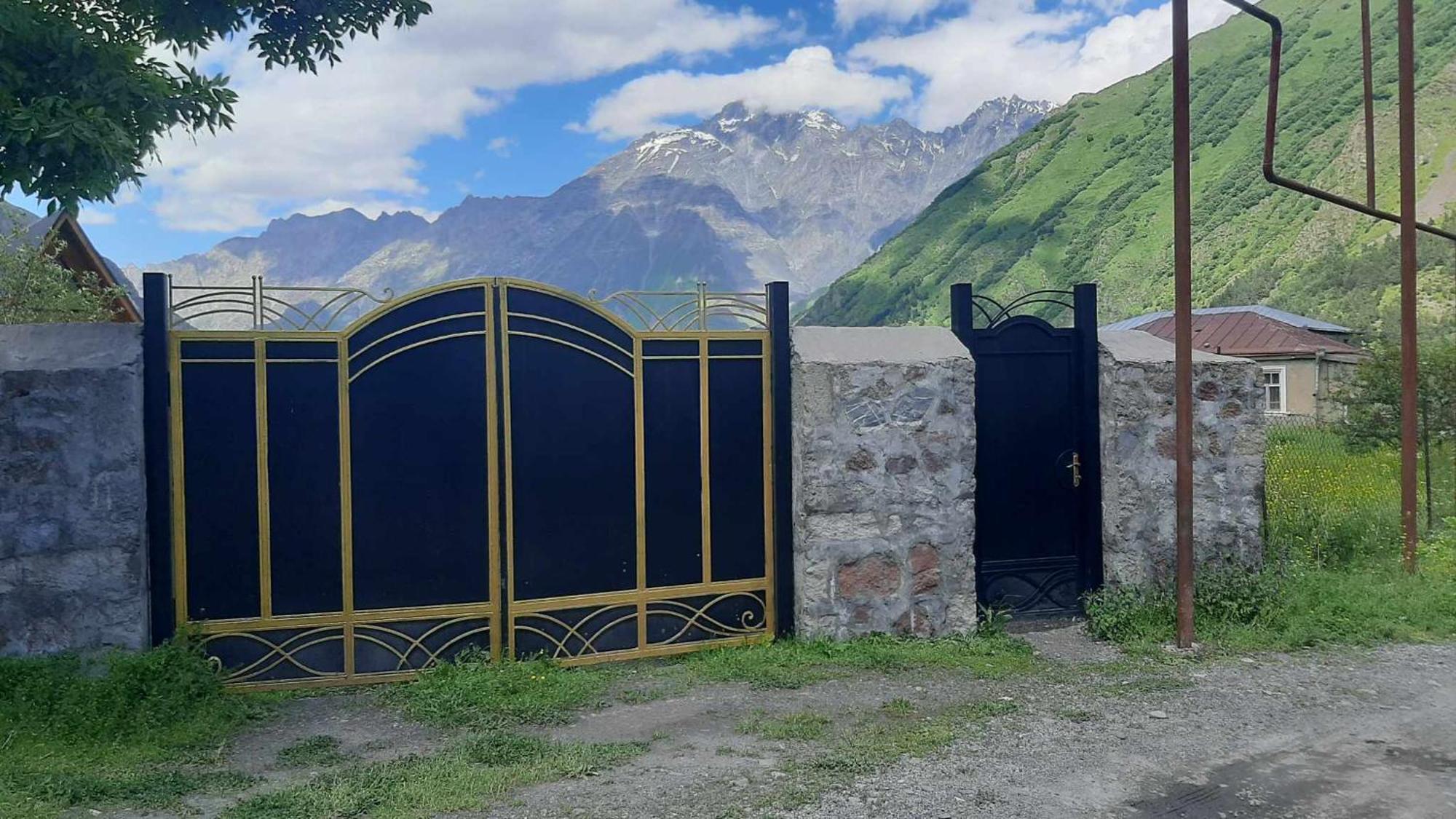 Thomas' Hut Lejlighed Kazbegi Værelse billede
